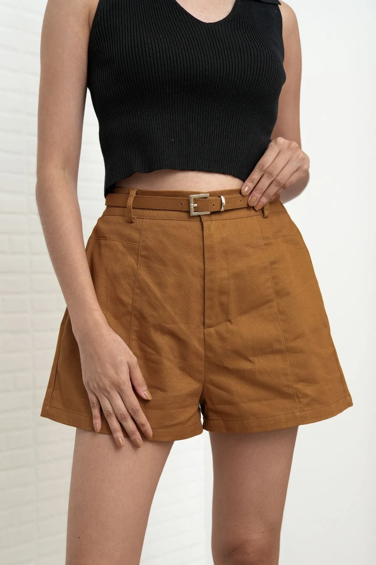 DARCY Tailored High Waist Belted Shorts (Tawny Brown)